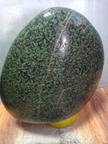 陨石原石,"药王大西瓜"陨石,34斤多重,气印特征,"黑绿藏宝陨石"非常