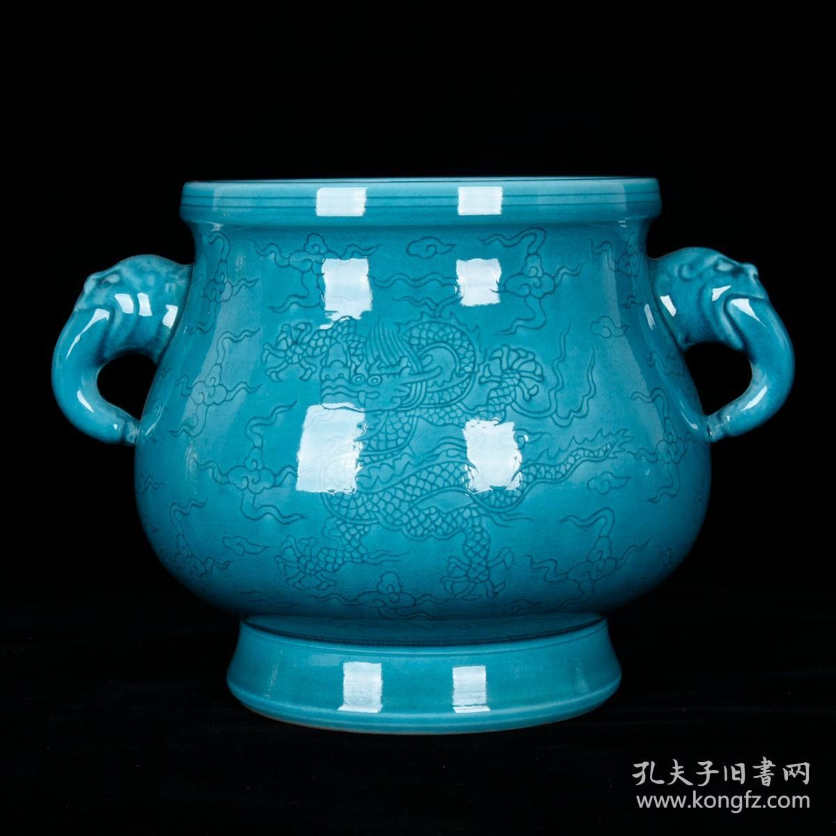 明弘治孔雀蓝釉雕刻云龙纹象耳香炉