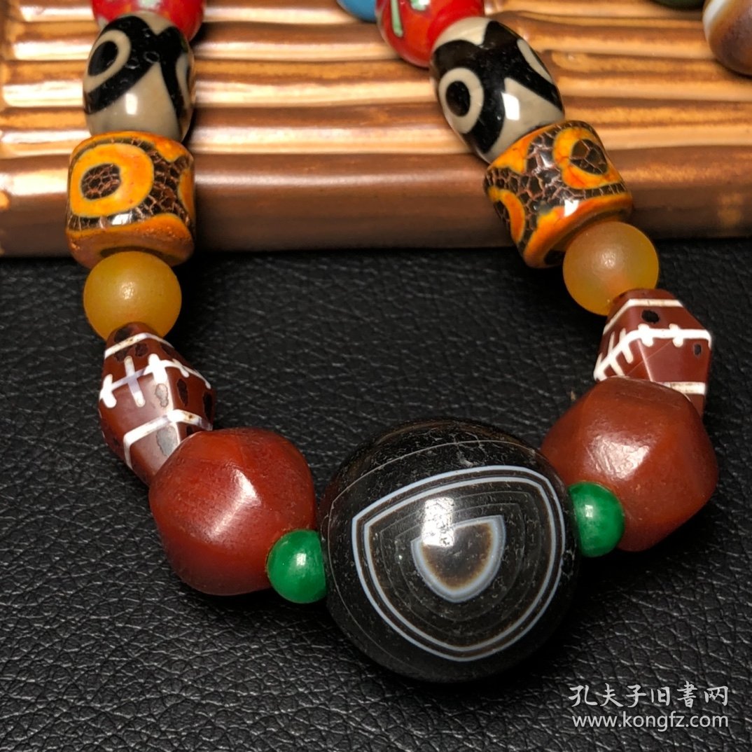 藏区回流老玛瑙天珠老琉璃蜻蜓眼古珠项链尺寸最小9毫米最大30毫米