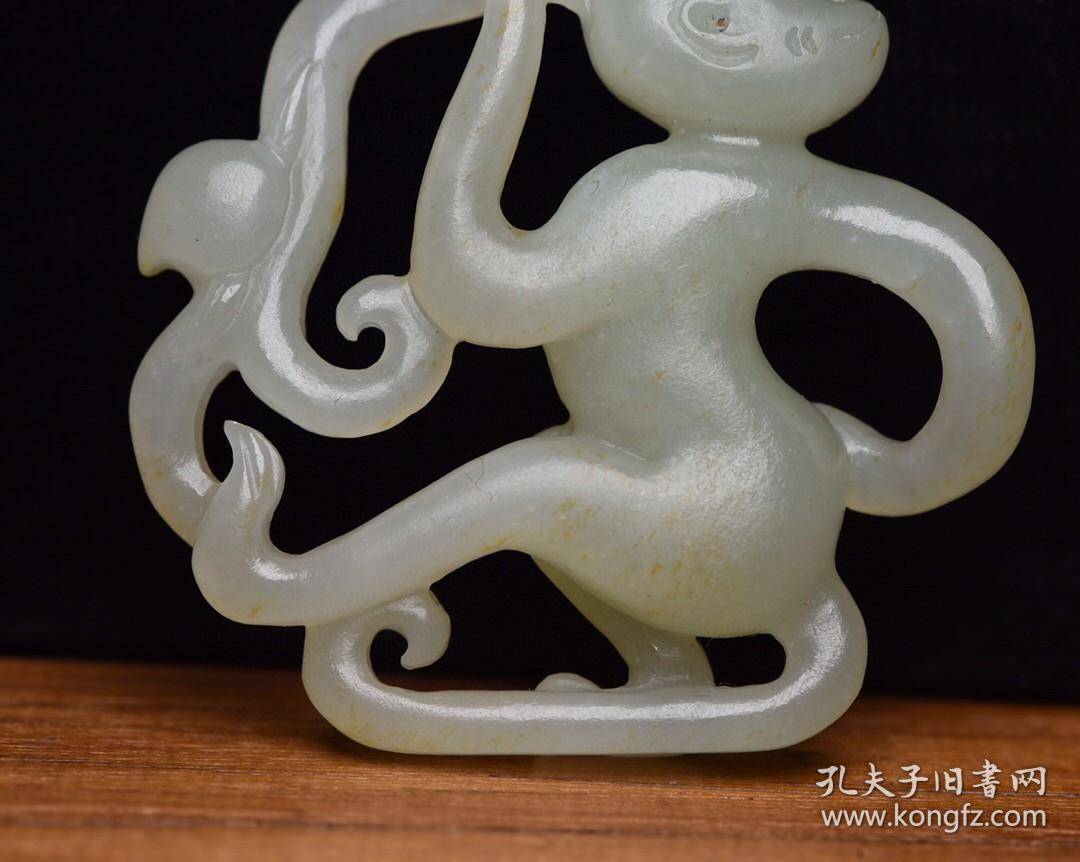 乡下收的汉代和田玉猴尺寸56x53x12厘米