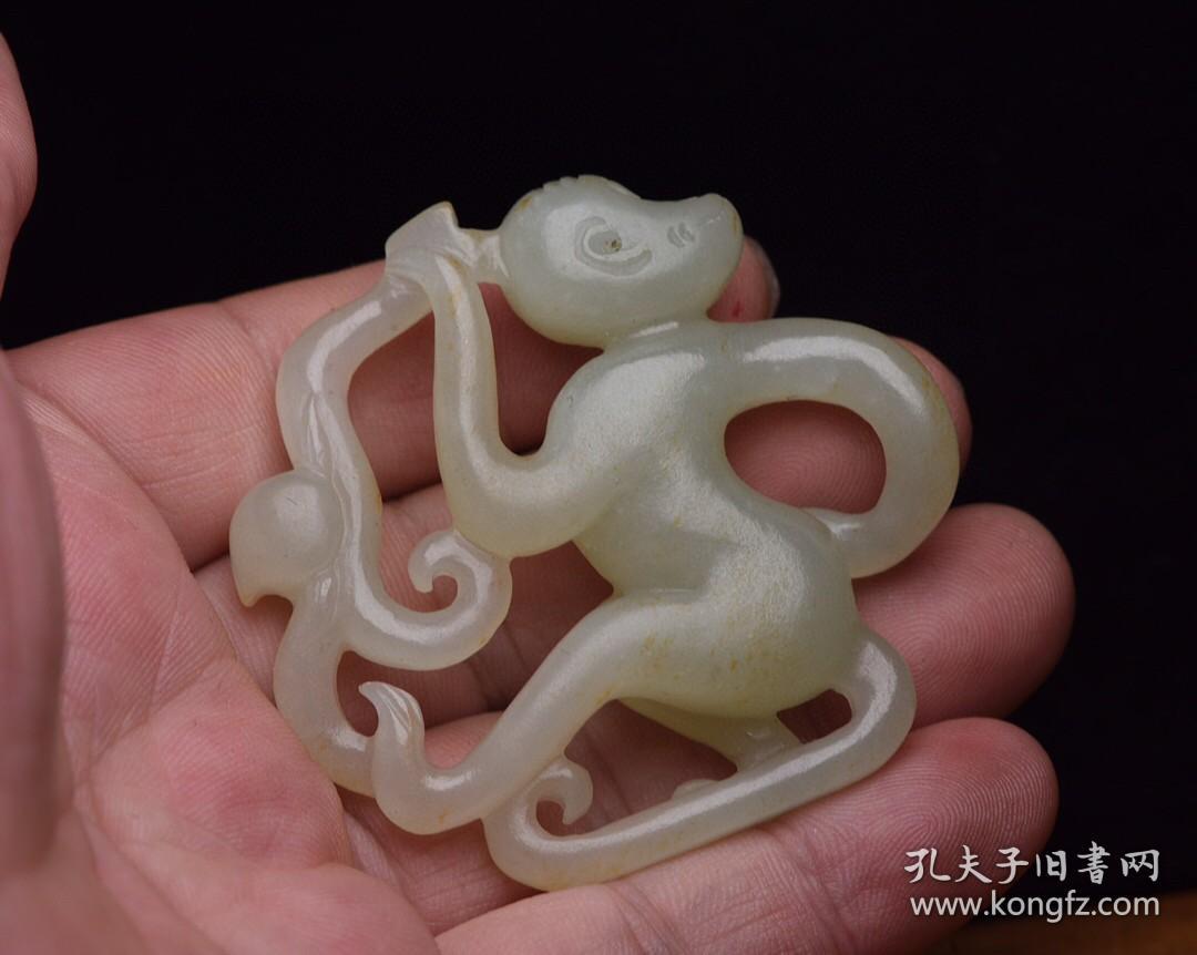 乡下收的汉代和田玉猴尺寸56x53x12厘米