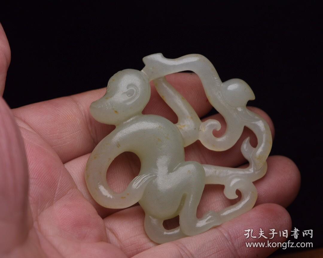 乡下收的汉代和田玉猴尺寸56x53x12厘米