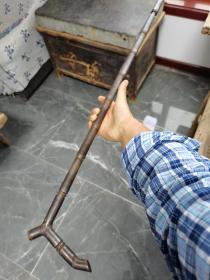 铜壳做的拐杖