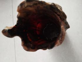 油性透亮的东北老林红松结节笔筒一个