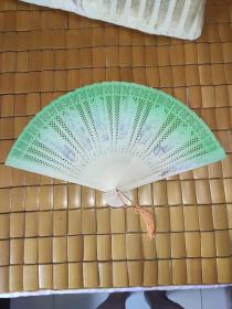 檀香折扇，中国工艺扇，(展开40厘米)
