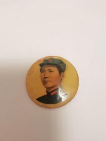 塑料毛主席像章
