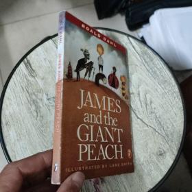 JAMES AND THE GIANT PEACH（少量字迹，横线）