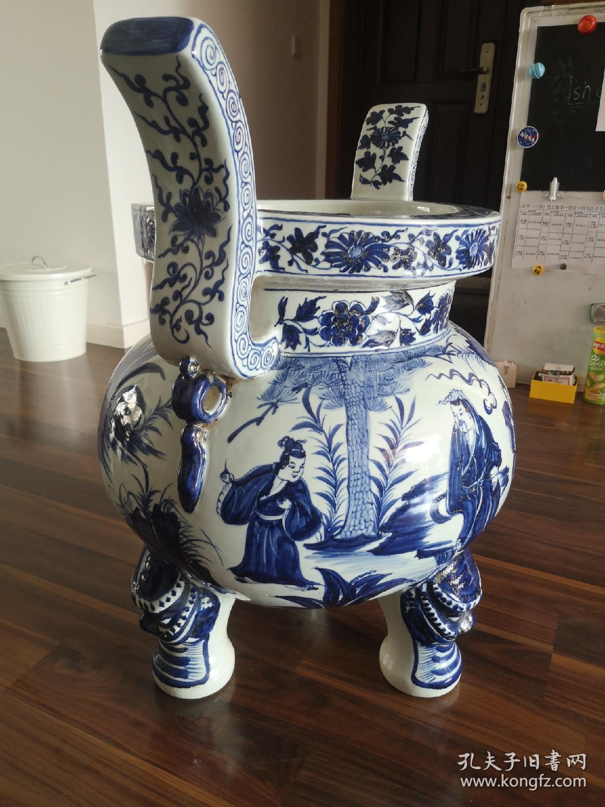 元青花人物大香炉