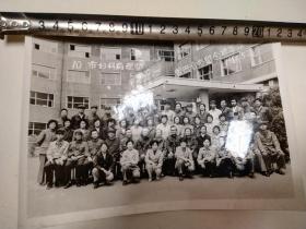 10城市市妇产科病理学习班合影照片。
