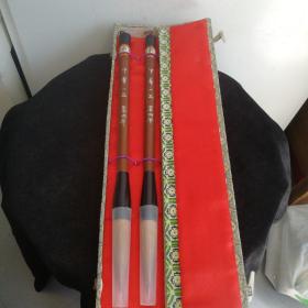 老毛筆（狼毫，中華一品江南湖筆，二支合售）筆桿長23.5厘米，出峰6厘米，具體請閱圖