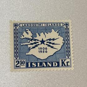 冰岛电报-电话机徽章和地图