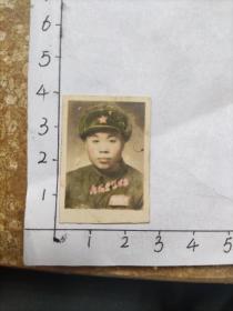 50年代初罕见中国人民解放军手工上色照片(有字“……建设纪念”)