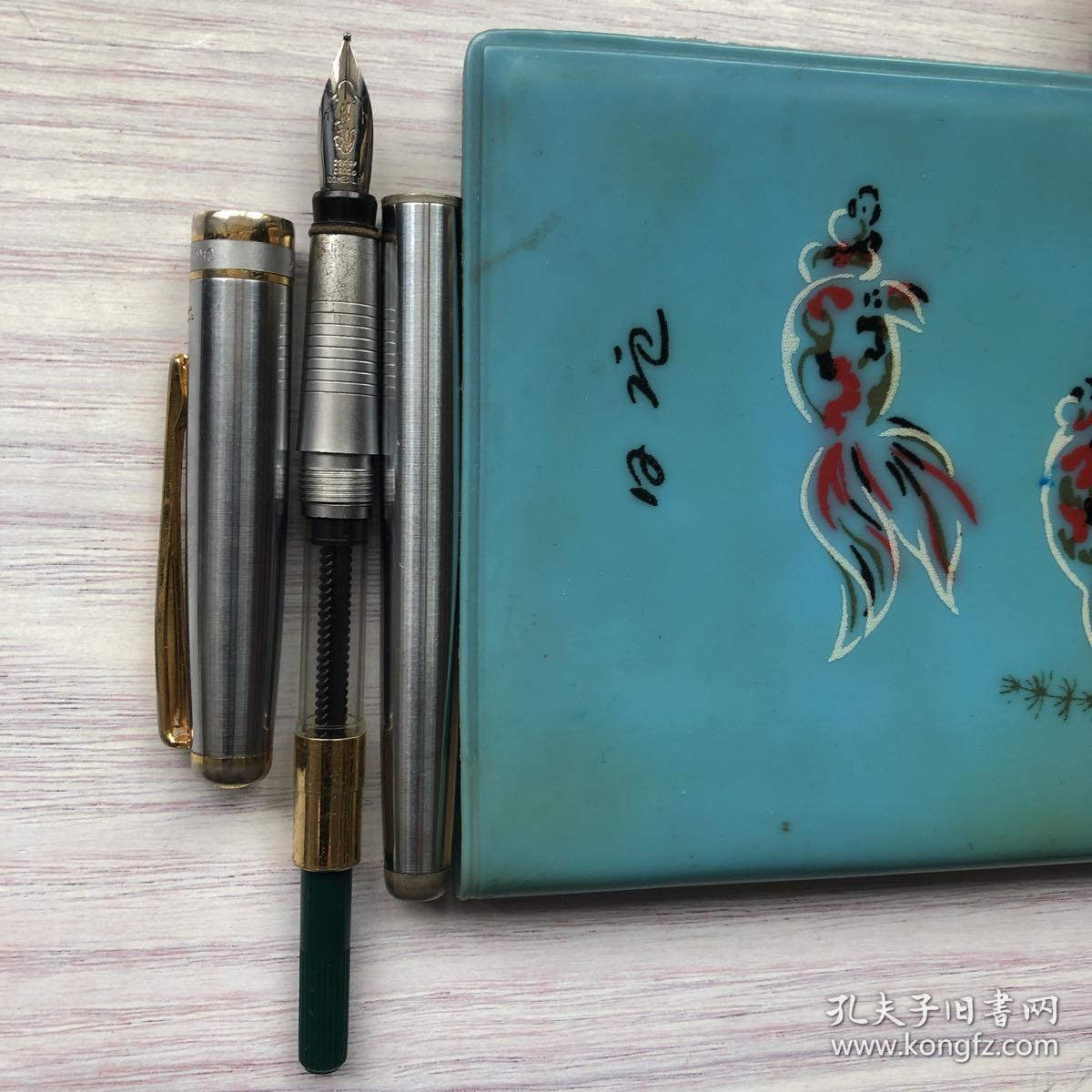 鳄鱼22k白金钢笔