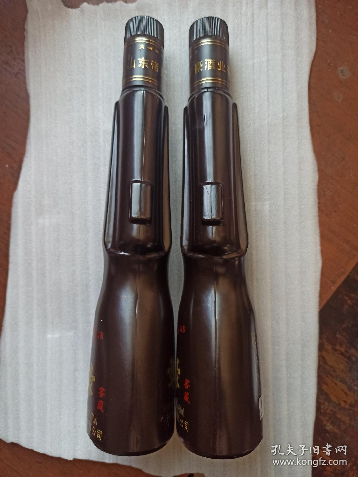酒瓶:帝豪酒一对.异型瓶
