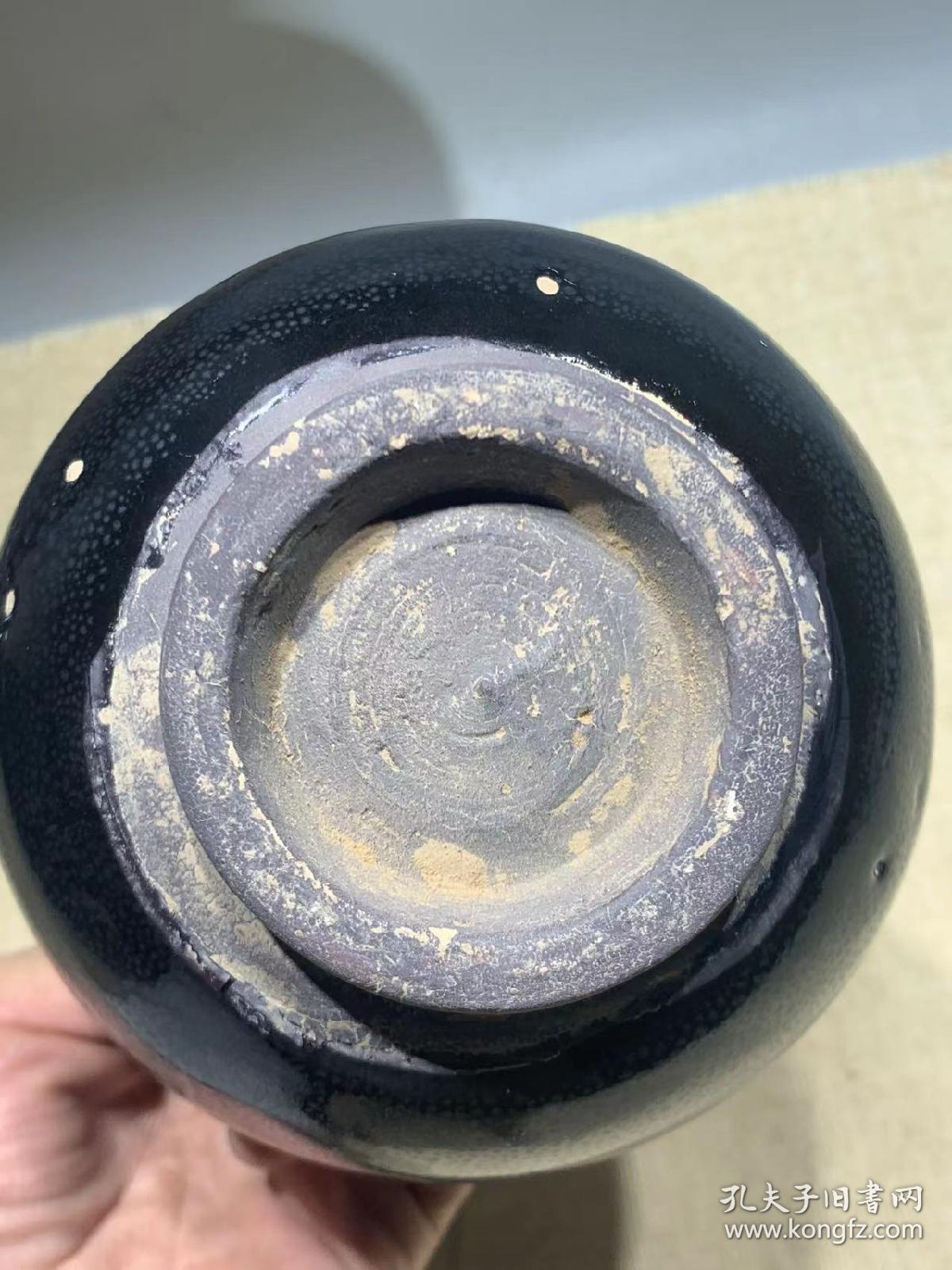 宋代怀仁铁胎油滴几心罐