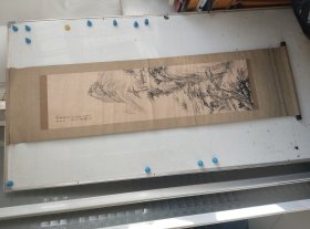 民国时期老山水画一副，作者不识，立轴旧裱，画心尺寸120x32厘米 低价出售，包老保真包手绘