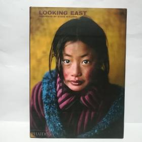 Looking East：Portraits by Steve McCurry