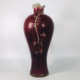 红釉旗袍瓶。尺寸如图