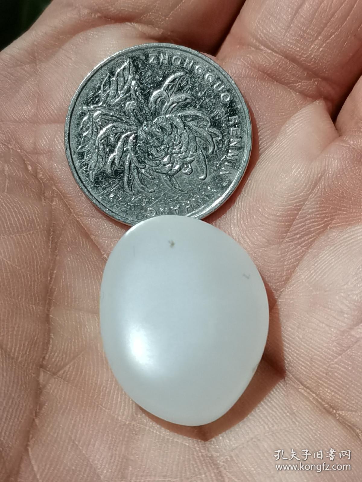 和田光白籽原石重109克油度上佳玉质细腻干净油脂感强无修无二加色上