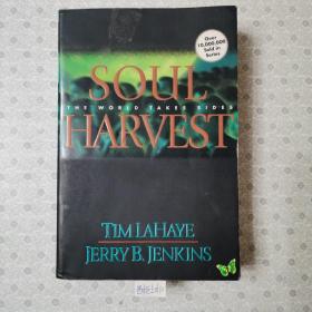 32开英文原版 Soul Harvest: The World Takes Sides  
  