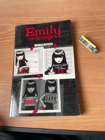 Emily the Strange：Lost, Dark and Bored, Volume 1 (Emily the Strange: Dark Horse Comics) (Vol 1)