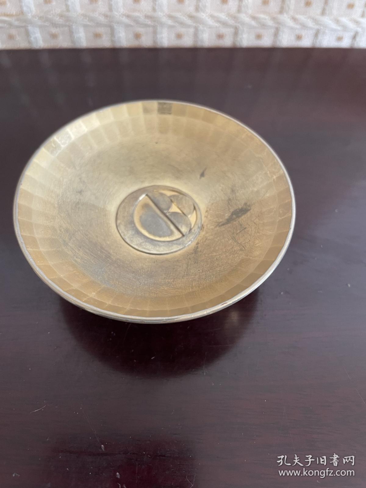 日本回流金盏茶盏酒盏24kgp镀金有磨损底足有铭文纪念单只不包邮有