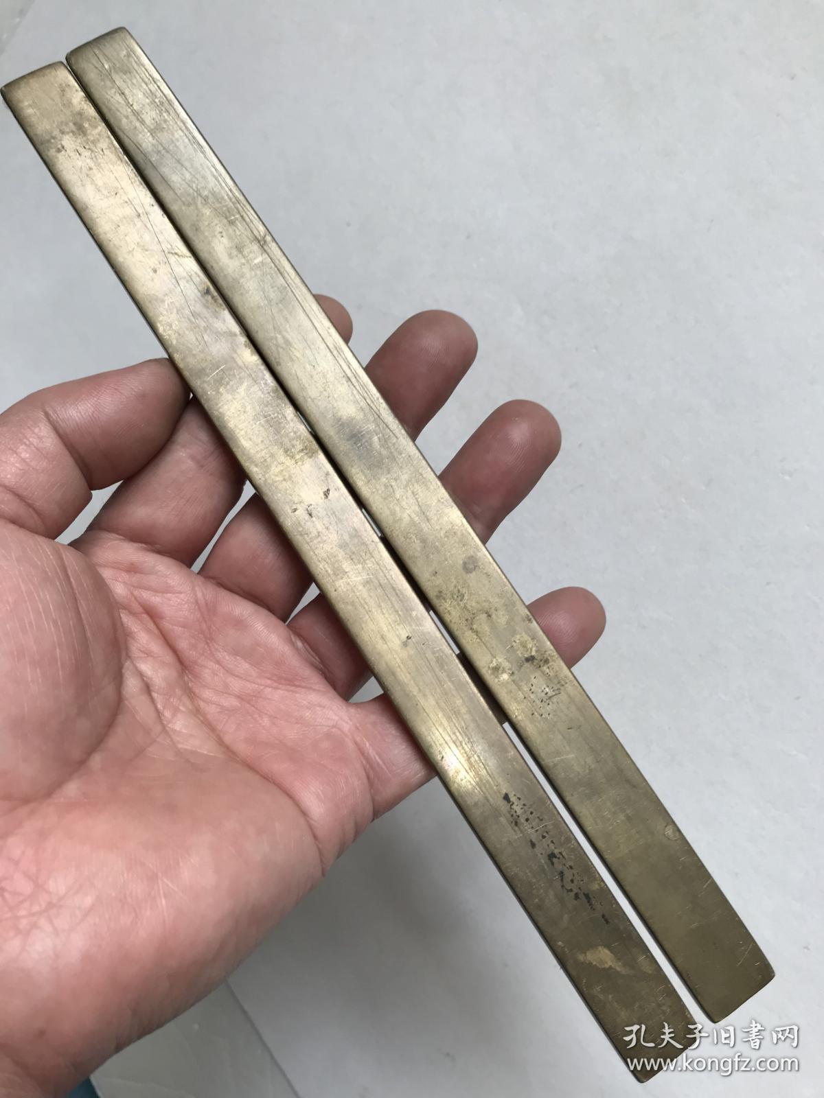 23316042cm2516克民国老铜镇尺镇纸一对