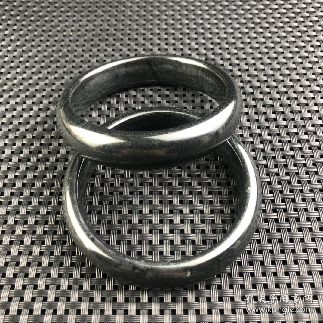 旧藏陨石手镯一对保存完好包浆老道有磁性品相如图喜欢联系