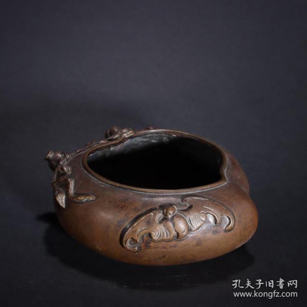 旧藏-松月侣款铜胎福寿纹桃形洗。