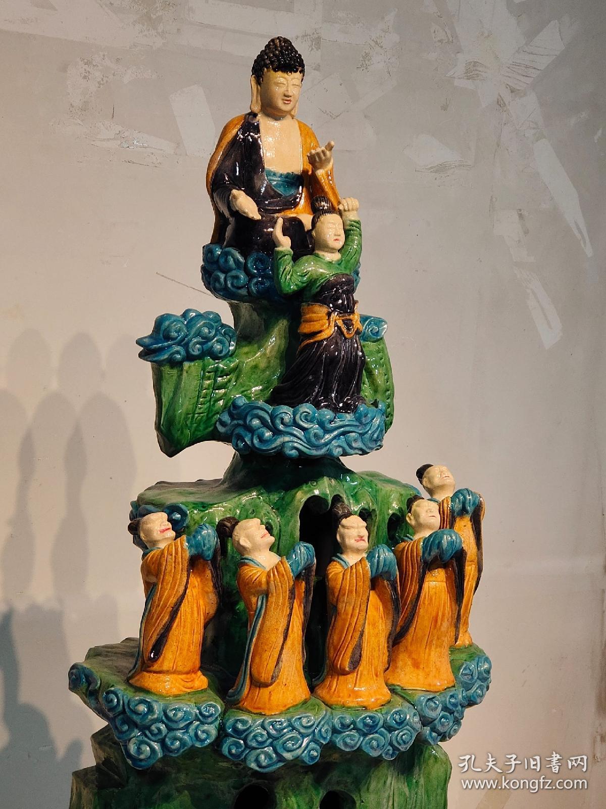 精工细作满工唐三彩层佛尊像器形规整老化明显品相完整成色如图