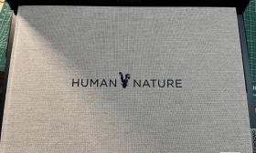 摄影册human nature
