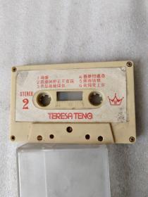磁带：TERESA TENG （第一面）1千言万语（第二面）海韵（歌名看图片）裸带