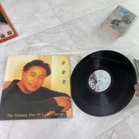 张国荣 黑胶唱片 1989年 韩国出版 黑胶本体品相很普通 介意勿买