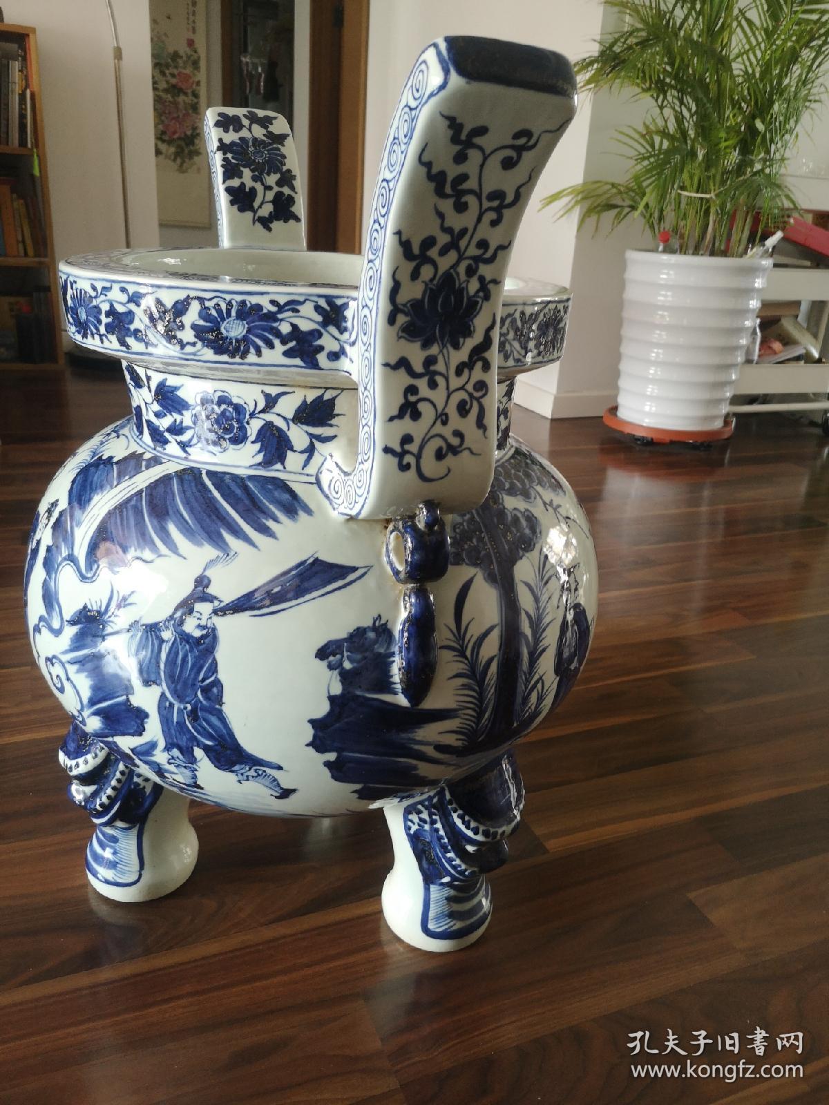 元青花人物大香炉