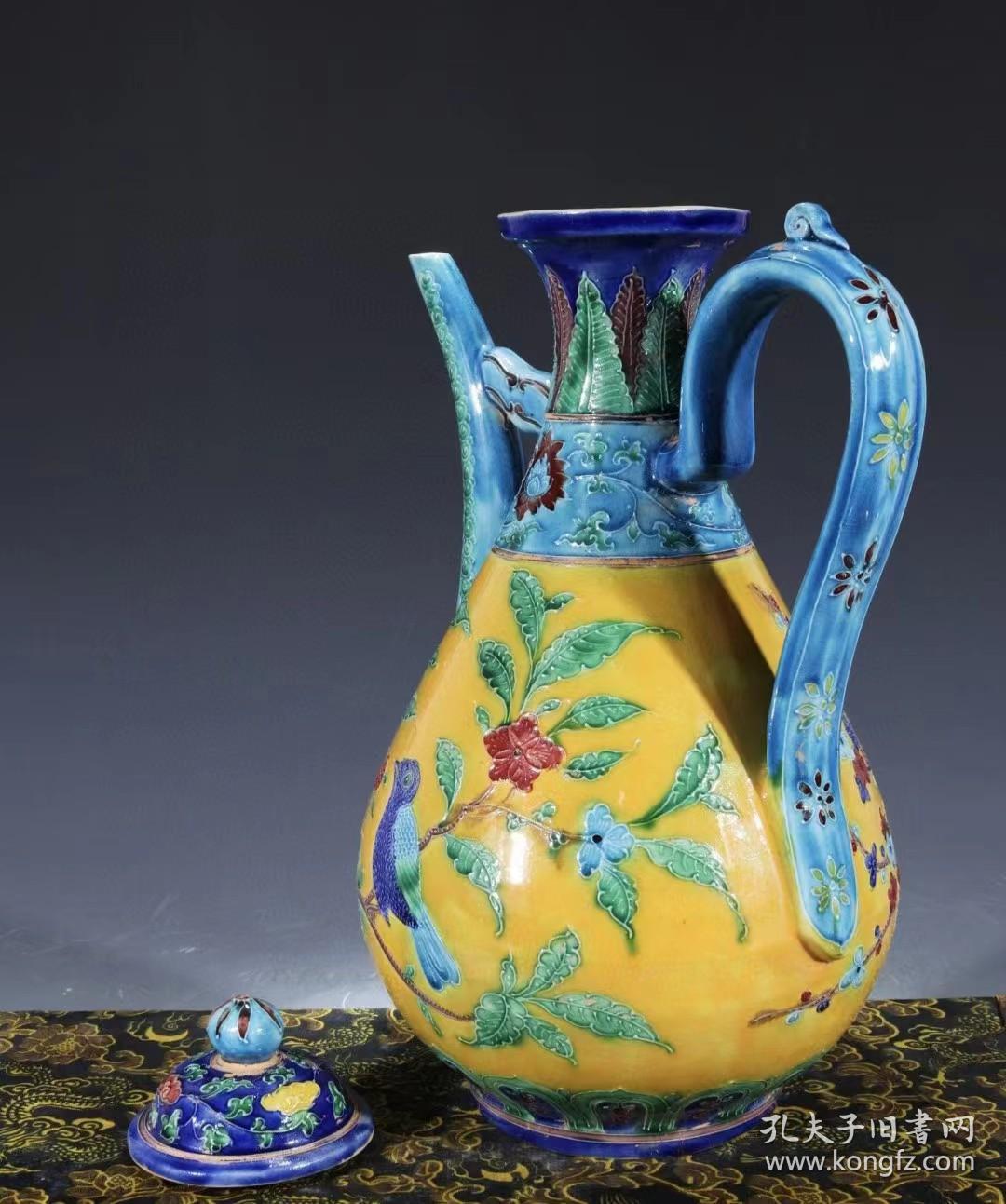 旧藏识款[永乐年制]珐华彩花鸟纹高嘴执壶