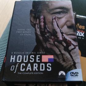 《纸牌屋》第一版第一集，➕美国同名连续剧DVD，书碟合售