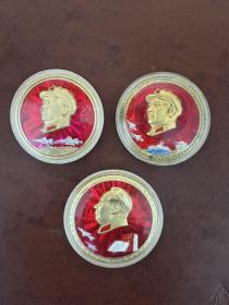 #一套三枚手工像章#保真文革毛主席像章，三枚同出，非假售出不退！
