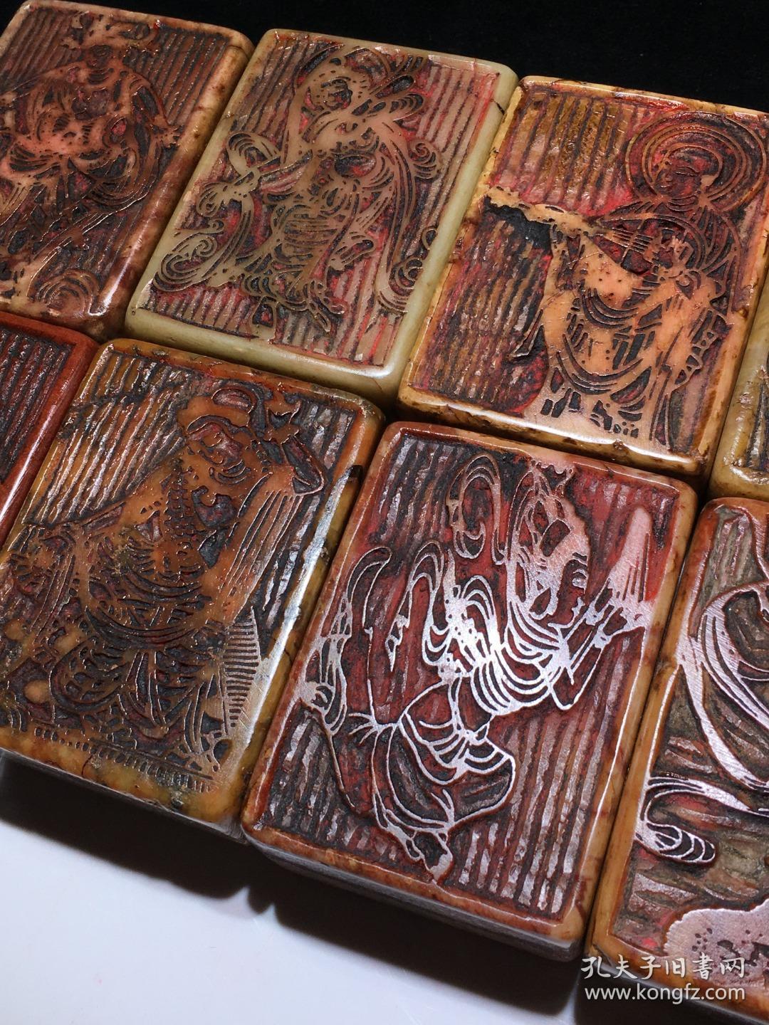 旧藏一套寿山石名家弘一九枚细线工艺飞天菩萨佛像印章成套收藏价值更