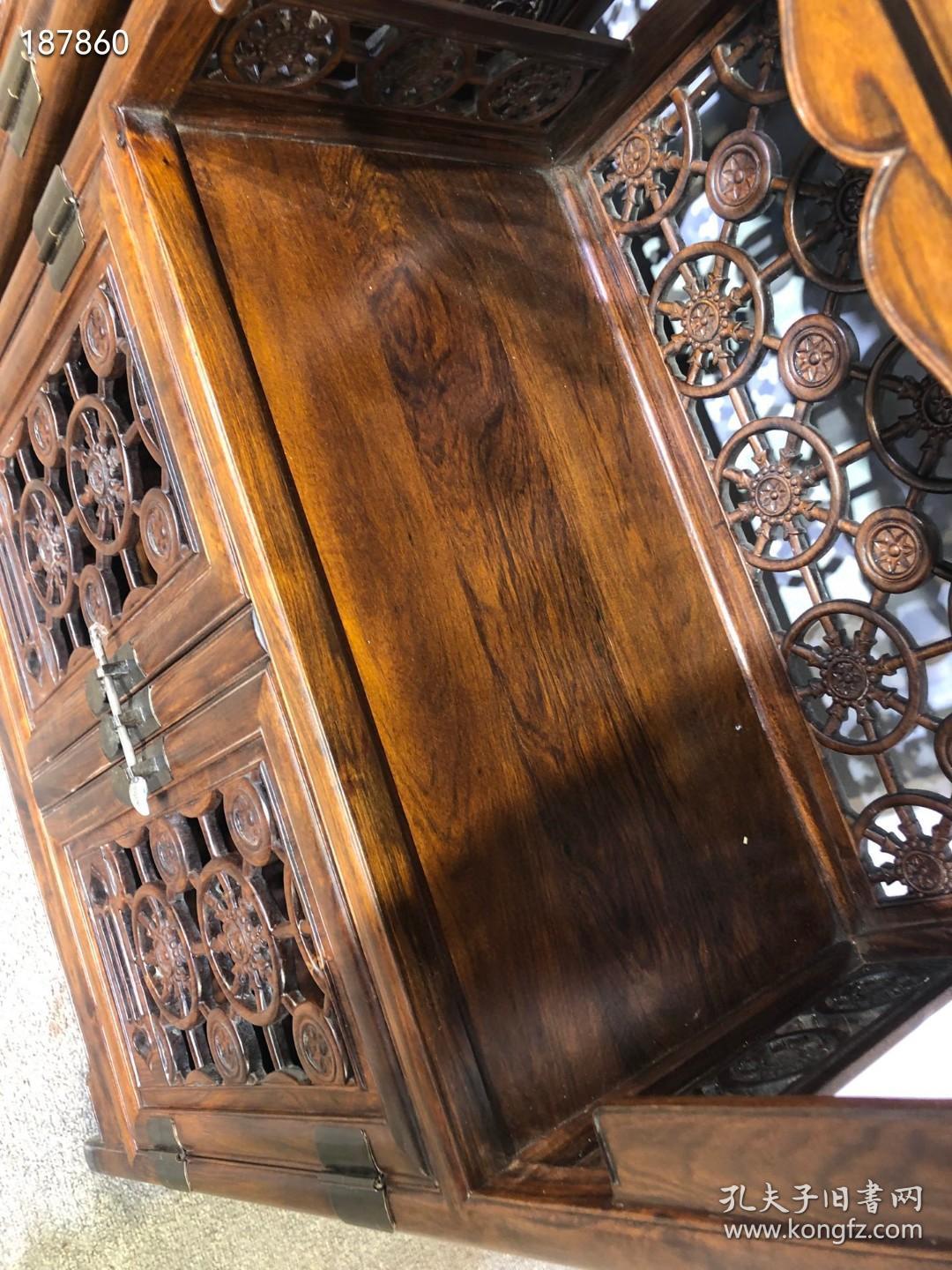 旧藏海南黄花梨柜子一对