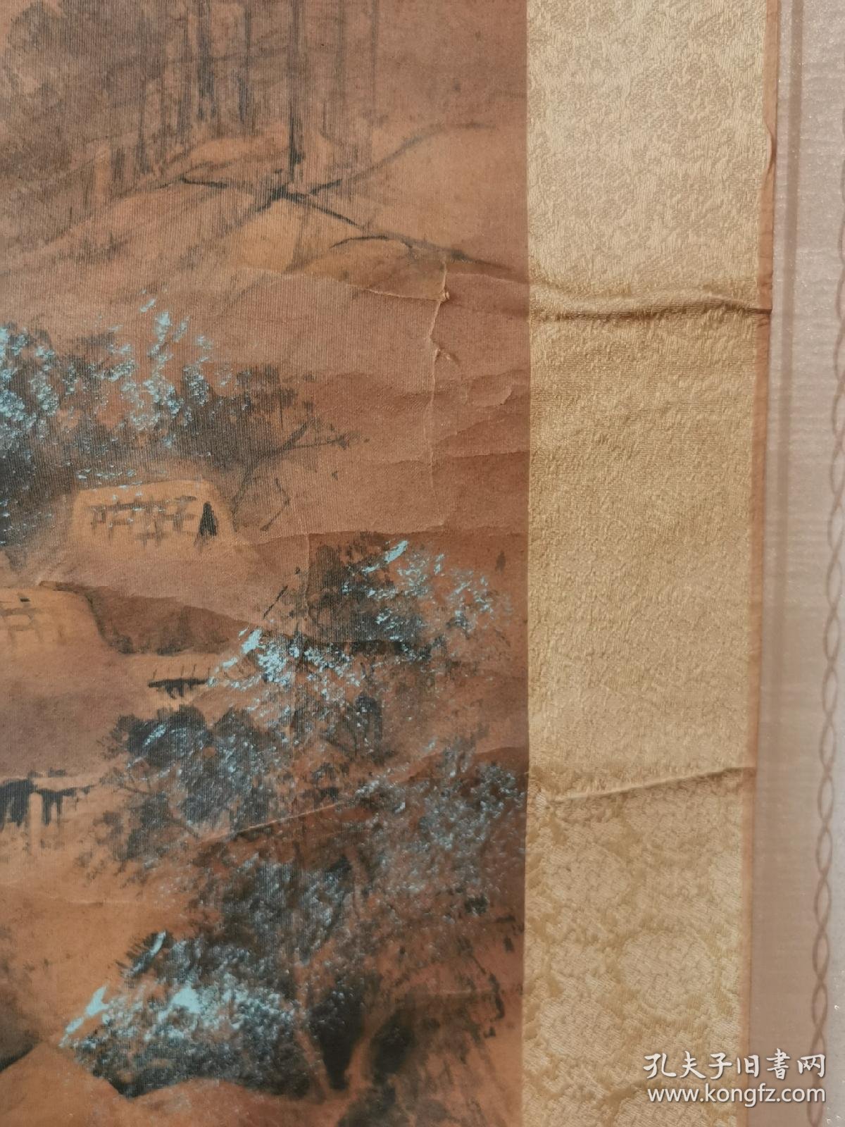 日本山水画挂轴绢本绫裱春山款画芯9039纸色和装裱都比较老背面有粘补