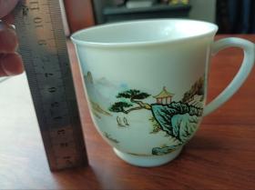上个世纪手绘全新 大茶杯，制作精美，品相完好