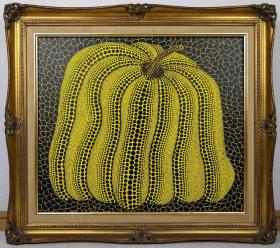 早期日本著名女画家草间弥生2001年作品大幅(黄色南瓜图)外框66*59cm