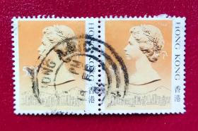 香港女皇头像信销邮票2     
       2枚联票