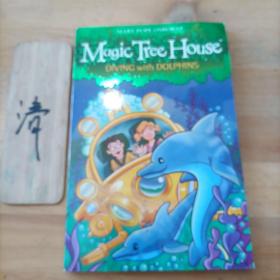 Diving with Dolphins (Magic Tree House #9) 神奇樹屋9：和海豚一起潛水