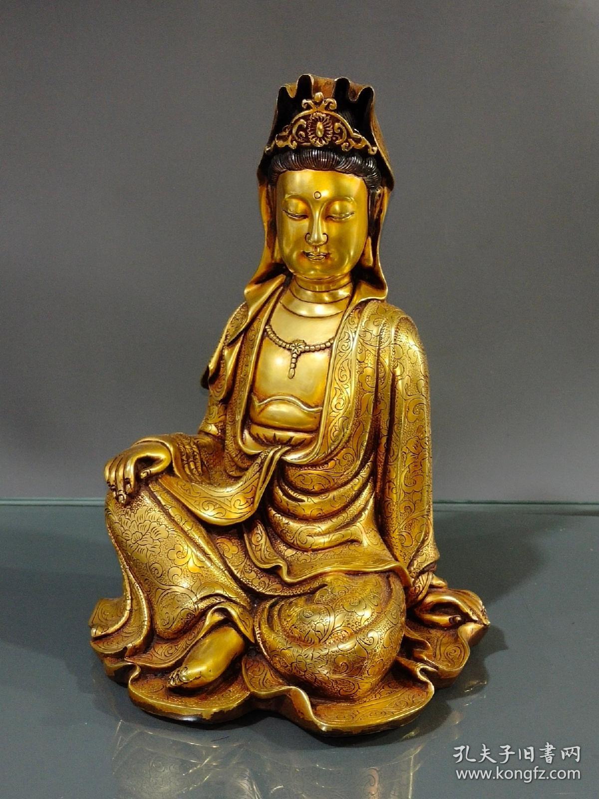 紫铜鎏真金錾刻花纹精工打造观音供像 高28.5厘米 宽20厘米,重4750克