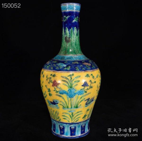 明成化琺華彩鴛鴦戲水紋瓶古董收藏瓷器