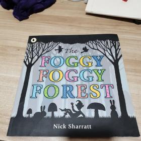 The Foggy, Foggy Forest 迷霧森林(Walker經典繪本) 內頁干凈