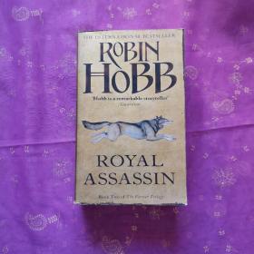 Royal Assassin：(The Farseer Trilogy,Book 2