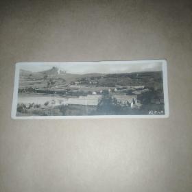 民国1945年黑白老风景照片 一张 尺寸8/3厘米 国立第十八中学全景