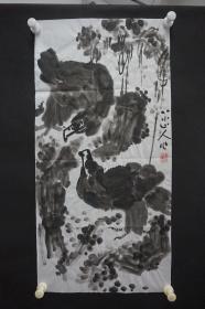 122b14 著名画家、花鸟师承李苦禅大师、中国美术家协会北京分会会员—钱卫国  花鸟国画作品一幅 ，纸本软片，尺寸约69*34厘米！